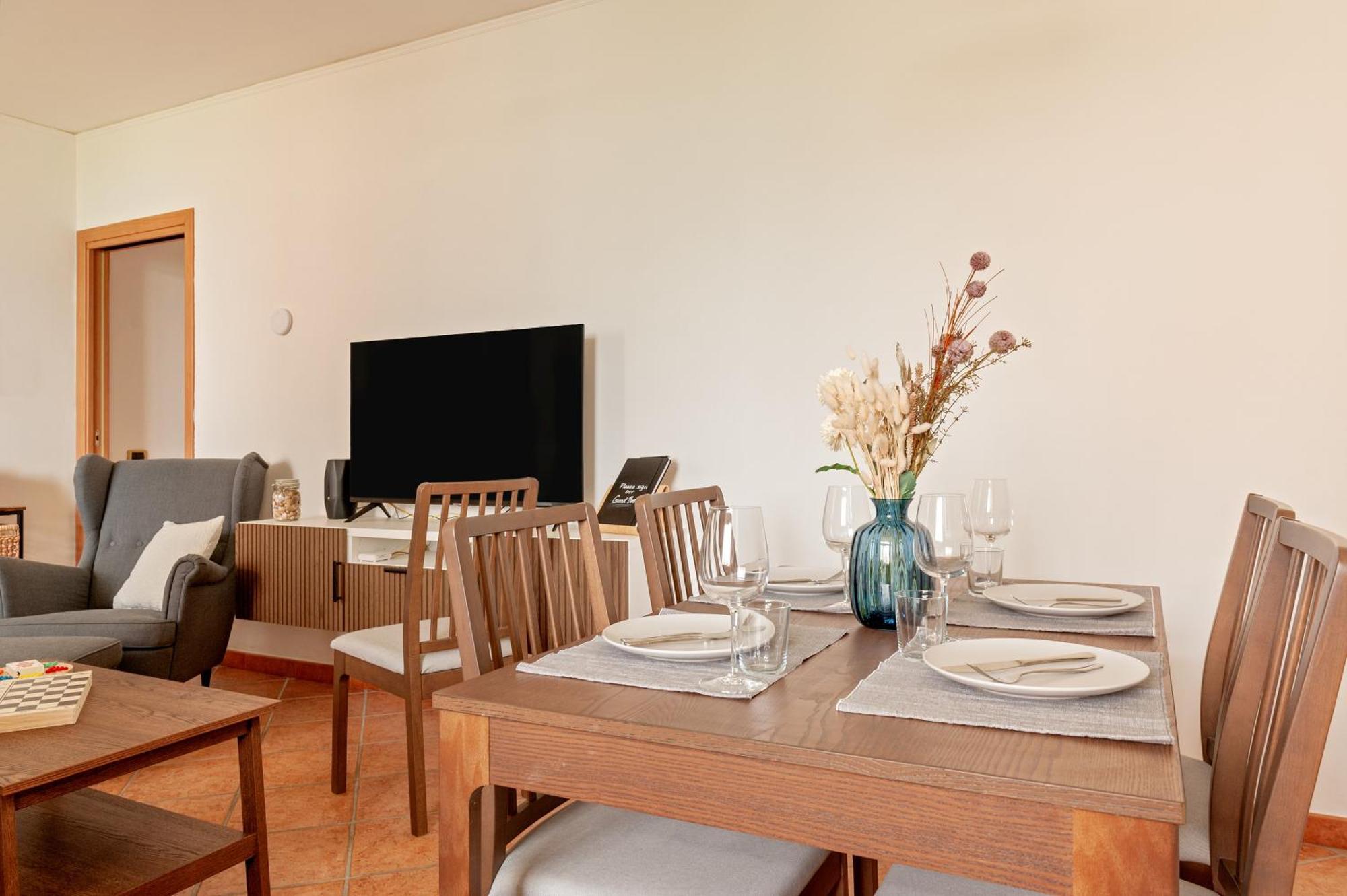 Cozy Retreat In Coastal Livorno Appartement Buitenkant foto