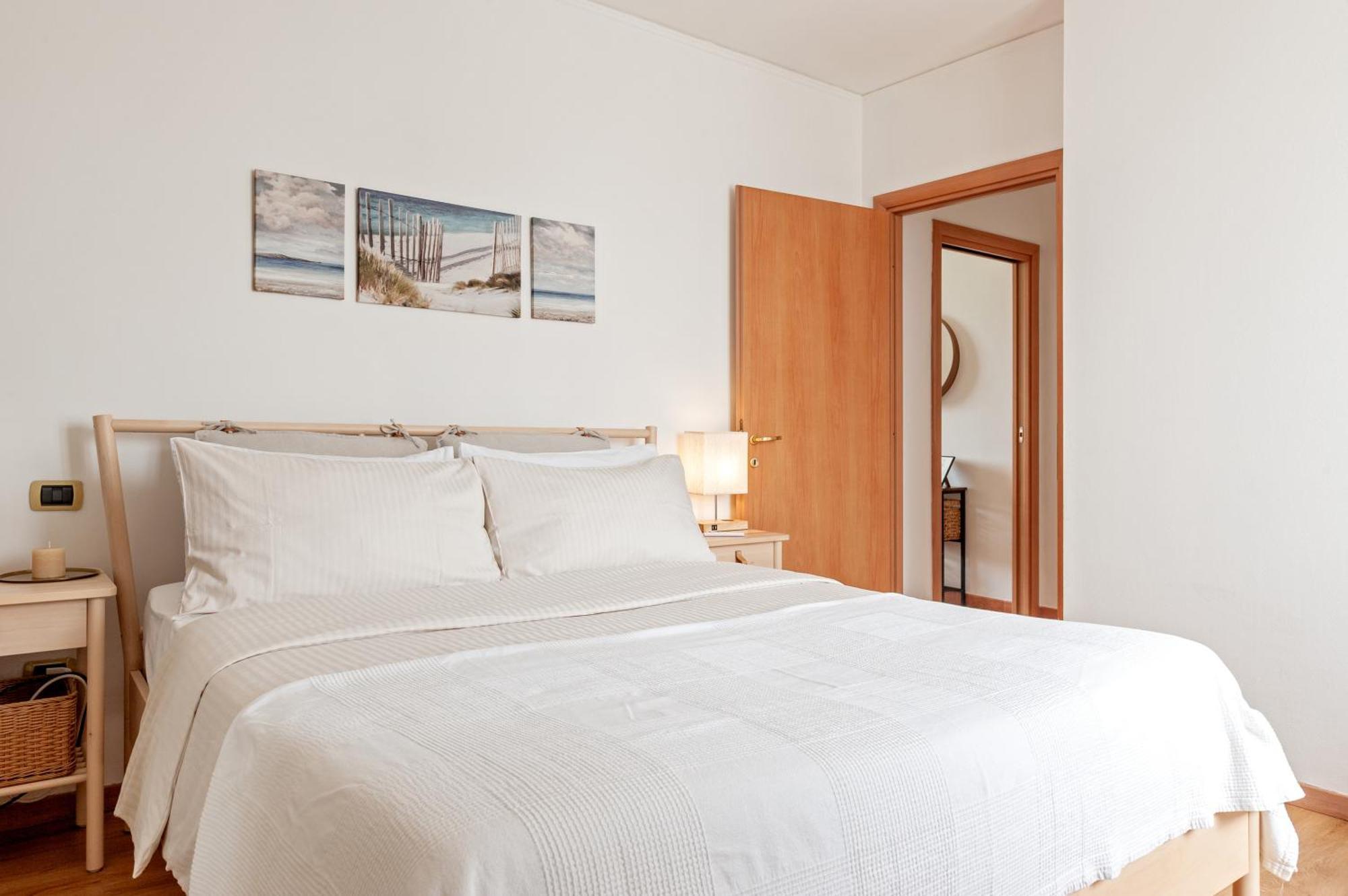 Cozy Retreat In Coastal Livorno Appartement Buitenkant foto